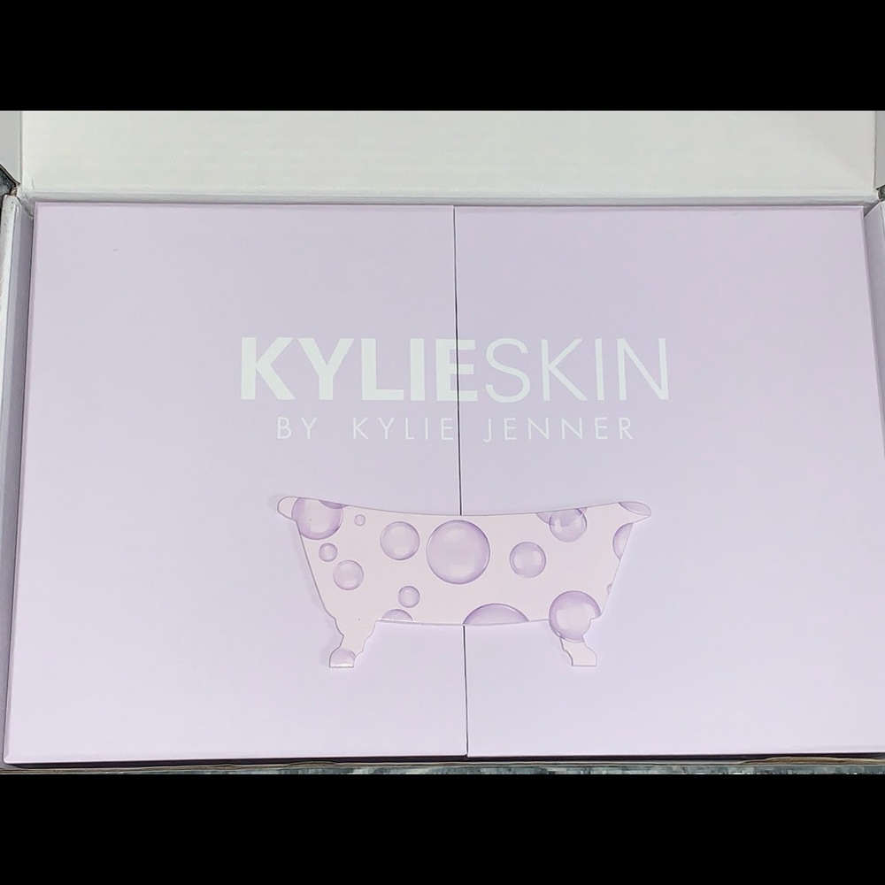 Kylie Skin Lavender Bath PR